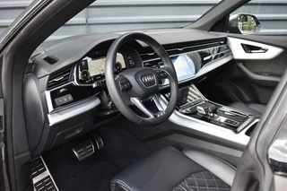 Audi Q8 55 TFSI e Quattro Pro Line S  | ACC | RS-Seats | Head-Up | B&O | Softclose | 22'' Wielen | Stuurverwarming | Matrix | Nachtzicht | / 19