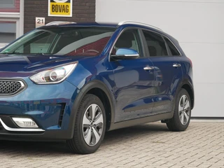 Kia Niro 1.6 GDi Hybrid DynamicLine Camera| Trekhaak| Navi+BT / 24