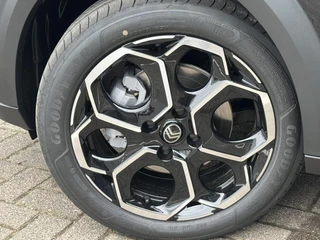 Citroen C3 1.2 Turbo 100pk Max | Apple Carplay/Android Auto | Cruise Control | Dab Ontvanger | Verwarmde Voorstoelen | lichtmetalen velgen 17 Inch / 23