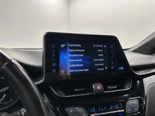 Toyota C-HR 1.2 Dynamic CAMERA NAVIGATIE TREKHAAK ECC CRUISE LM. / 46