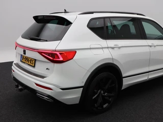 SEAT Tarraco 1.5 TSi 150 Pk Automaat FR Business Intense 7-Pers | 360 Camera | Panorama Dak | Full LED | Trekhaak | Carplay | navigatiesysteem | Climate Control | 20 Inch | 70.775 Km!! / 15