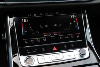 Audi Q8 60 TFSI e-hybrid quattro S Line Competition l AWD Besturing l B&O l HUD l Trekhaak l Alcantara Hemel l VOL OPTIES / 23