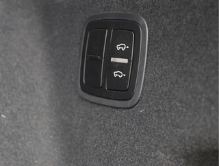 Porsche Macan 3.0 D S  | Leder | Luchtvering | Panoramadak | 21" Sport Classic / 70
