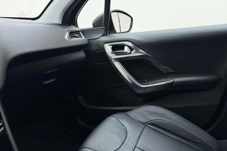 Peugeot 2008 1.2T 130pk GT-line / 33