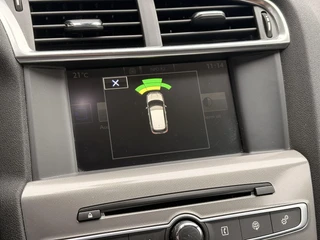 Citroen C4 1.2 PureTech Feel Collection Parkeersensoren Voor en Achter, Navigatie, Bluetooth, trekhaak, Cruise Control / 18