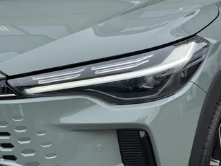 Toyota Corolla Cross 2.0 Hybrid 180 DYNAMIC NIEUW DIRECT LEVERBAAR! BLIND SPOT STOEL/STUURVERW KEYLESS 18'' LM-VELGEN APPLE/ANDROID NAVI CLIMA AD-CRUISE PARK-SENSOREN / 33