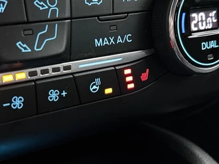 Ford FOCUS 1.0 EcoBoost Hybrid ST Line X Business | Apple CarPlay | Camera | Winter Pack | / 12