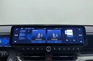 Jeep Compass First Edition 74 kWh | DEMO | Lederen bekleding | Massagestoelen | | Panoramisch Schuifdak | Stoelventilatie en verwarming | Keyless | Climate control | Draadloze telefoonlader / 35
