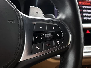 BMW 3-serie Touring M340i xDrive | Individual Citrin Black | M Stoelen | Laser Light | Driving Assistant Prof. | HeadUp Display / 15