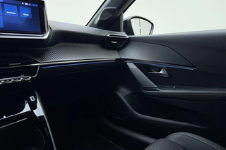 Peugeot 208 1.2 Hybrid 145 e-DCS6 GT | Climate & Cruise Control | Achteruitrij camera | AppleCarplay/Android Auto | / 33