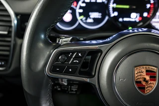 Porsche Cayenne 3.0 E-Hybrid|Pasm|Innodrive|PASM|PDLS+|Chrono / 36