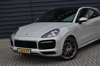 Porsche Cayenne Coupé 3.0 E-Hybrid Lightweight  | ACC | 22'' GT Design | Matrix PDLS+ | Carbon Dak | Luchtvering | 360 Camera | / 32