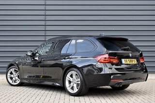 BMW 3 Serie Touring 320i M Sport Shadow  | Virtual Cockpit | Achteruitrijcamera | Groot Navi | HiFi | / 2
