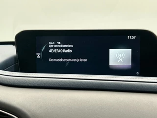 Mazda CX-30 2.0 e-SkyActiv-X M Hybrid Comfort Head up display | Adaptieve cruise | Trekhaak | Camera Stoel/Stuur verwarming / 10