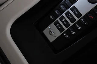 Bentley Flying Spur 6.0 W12 | LEDER | SCHUIFDAK | KERAMISCH | NAIM SOUNDSYSTEM | ENTERTAINMENT ACHTERIN | STOELVERKOELING/VERWARMING | MASSAGE | CAMERA | AIRCO | CRUISE | NAVI | / 44