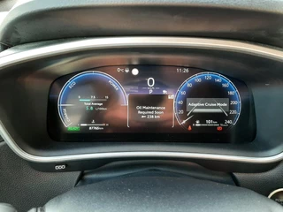 Toyota Corolla Cross 2.0 HYBRID FIRST EDITION BLIND-SPOT ELEK-ACHTERKLEP KEYLESS LM-VELGEN PARK-SENSOREN APPLE/ANDROID STOELVERW DRAADLOOS-LADEN AD-CRUISE BLUETOOOTH DAB+ / 21