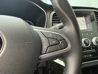 Renault Megane E-Tech Estate BWJ 2022 1.6 160 PK E-Tech Plug-In Hybrid 160 Zen NW APK FULL LED | CARPLAY + ANDROID | DAB + | NAVI | CLIMA | CRUISE | LMV | PDC / 19