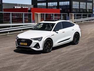 Audi e-tron Sportback S quattro 95 kWh 503 PK | SOH 99% | Panoramadak | RS-zetels | HUD | B&O | ACC | 360 Camera | Soft-Close | Luchtvering | 23" | incl. BTW / 9