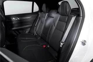 Lynk & Co 01 1.5 PHEV 276 PK More | S/K-panodak | Dig. Cockpit | Stoel-+Stuurverw. | 360 Camera | Adapt. Cruise | Memory | Elek. klep | LM 20" | 2650 / 9