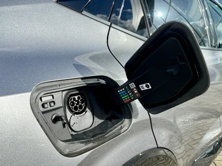 Renault Rafale E-Tech 4x4 Plug-In Hybrid 300 Atelier Alpine  | SOH 98%| All Seasons | Pack Light & Sound | Pack Vision | Harman Kardon | Head-Up Display | Stoel+Stuur+Voorruitverwarming | Matrix Led | 21Inch | Navigatie | Climate Control | CarPlay / 43