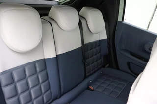 Fiat Grande Panda 1.2 Hybrid La Prima | €2.000,- demo voordeel! | Automaat | NIEUW MODEL |  Navigatie | Stoel & Stuurverwarming | Climate control | Camera | Hoge instap | Dakrails | Lichtmetalen velgen / 15