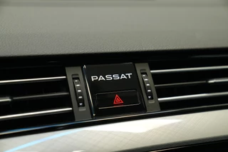 Volkswagen Passat Variant 1.4 TSI PHEV GTE Business  ACC Massage Camera Stoelverwarming 24 Maanden garantie* (Vraag naar de voorwaarden) / 17