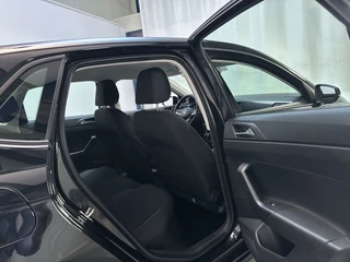 Volkswagen Polo 1.0 TSI Life Virtual Cockpit Navigatie App-Connect DAB+ / 18