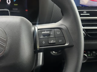 Citroen Ë-C4 Collection 156pk Extended range 54 kWh | Stoelverwarming | Comfort stoelen | Parkeercamera/-sensoren | Navigatie | Cruise Control | Cruise Control | DAB | Keyless Entry/Start | Full LED | Warmtepomp / 31