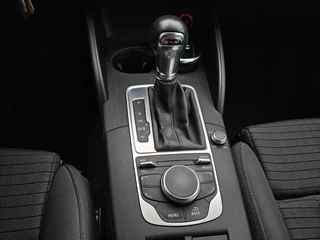 Audi A3 Sportback 1.2 TFSI Ambition Pro Line Automaat / 20