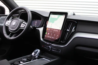 Volvo XC60 2.0 T6 Ultra Black Edition  | B&W | Luchtvering | 22" | Massage | Full | UNIEK! | Facelift / 7