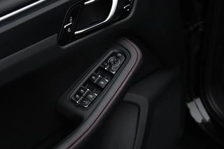 Porsche Macan 2.0 266 PK | NW MODEL | SPORTCHRONO | LEDER | PANO-DAK | MEMORY | STOELVERK. | STOEL/STUURVERW. | CAMERA | / 22