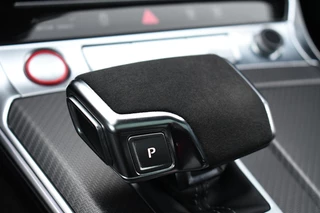 Audi RS6 Avant 4.0 TFSI quattro  Nardo Ceramic Pano Trekh Sportuitl HUD ACC Dynamic+ 4WS / 48
