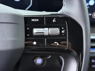 Kia Sorento 1.6 T-GDi Plug-in Hybrid 4WD ExecutiveLine 7p  - Stoelverwarming/Ventilatie - Panoramadak met schuif-/kantelfunctie - Massagestoelen - 360 Camera - Fabrieksgarantie t/m 2033 / 28