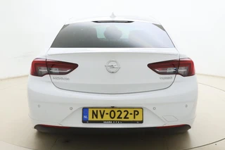 Opel Insignia Grand Sport 1.5 Turbo Business Executive | Climate Control | Camera achter | OPC Line pakket | AGR stoelen | Stoel- en stuurverwarming | Keyless Entry & Start | Navigatie / 12