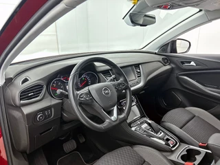 Opel Grandland X 1.6 Turbo Hybrid4 Business Elegance | Automaat | Cruise control | Stoelverwarming | Parkeersensoren / 12
