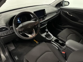 Hyundai i30 1.0 T-GDI Comfort CLIMATE CAMERA CARPLAY LM / 16