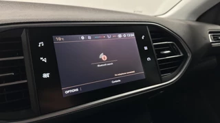 Peugeot 308 SW 1.2 PureTech Blue Lease CARPLAY NAVI CRUISE ECC. / 37