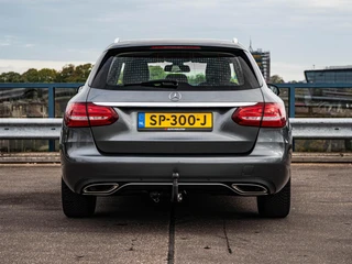 Mercedes-Benz C-klasse Estate 180 Premium | LED | Trekhaak | Camera | Apple CarPlay/Android Auto | Stoelverwarming | Dodehoekdetectie | Dealeronderhouden / 6