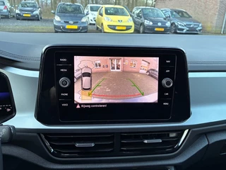 Volkswagen T-Roc 1.5 TSI 150PK AUTOMAAT! KEYLESS/LED/ADAP.CRUISE/CARPLAY / 19