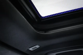 BMW X5 xDrive50e M-sport | PANORAMADAK | INDIVIDUAL VOLLEDER MERINO | HEAD UP | HARMAN KARDON | 360 CAMERA | MAXTON | 22" | / 53