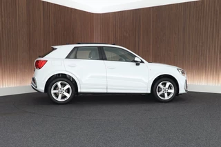 Audi Q2 35 TFSI 150pk S Edition Panoramadak Keyless Virtual Cockpit LED Koplampen S-Line / 11