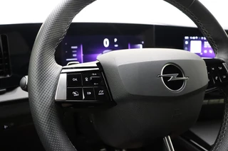 Opel Astra Sports Tourer 1.2 Turbo Hybrid GS 145 PK  Automaat | Navigatie | Climate control | Camera | Stoel & Stuurverwarming | Keyless | Lichtmetalen velgen | Extra getint glas / 30