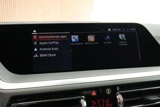 BMW Z4 Roadster sDrive20i 197pk High Executive Stoelverwarming Leder LED Navigatie / 19