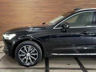 Volvo XC60 2.0 T5 Inscription | 250PK | Automaat | Leder | Camera | Trekhaak | Pano | Navi | 12,3” Digitaal Display / 44