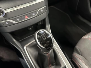 Peugeot 308 1.2 PureTech GT-Line Avantage PANO CAMERA CARPLAY ECC CRUISE. / 40