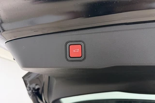 Jeep Avenger Summit 54 kWh | Stoelverwarming | Elektrische achterklep | Achteruitrij camera | Cruise Control / 14