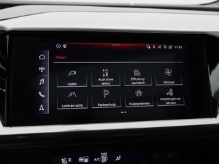 Audi Q4 e-tron 40 Launch edition S Competition 77 kWh 204 Pk | Stoelverwarming | Panorama dak | Adaptive Cruise | Matrix LED | Camera | CarPlay | 21 inch | 93.167 Km !! / 33