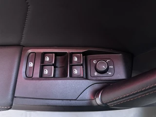 Cupra Formentor 1.5 TSI 150pk DSG Business Edition Camera Navigatie Adaptive Cruise Stoelverwarming / 13