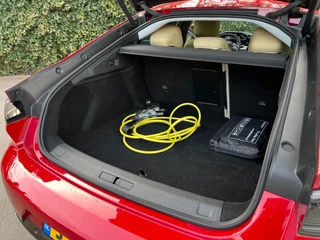 Peugeot 508 1.6 Plug-in Hybrid 225pk Automaat Allure Avantage | Leer | LED | Camera / 38