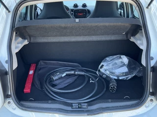 smart Forfour EQ Soh 96% 1Eig Clima Cruise toerenteller Essential 22kw-boordlader met fastcharge functie / 24
